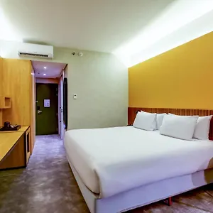 Hotel Hilton Garden Reboucas